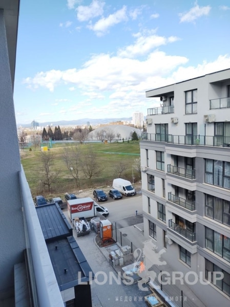 Двустаен апартамент в нова сграда на метри от НСА - 0