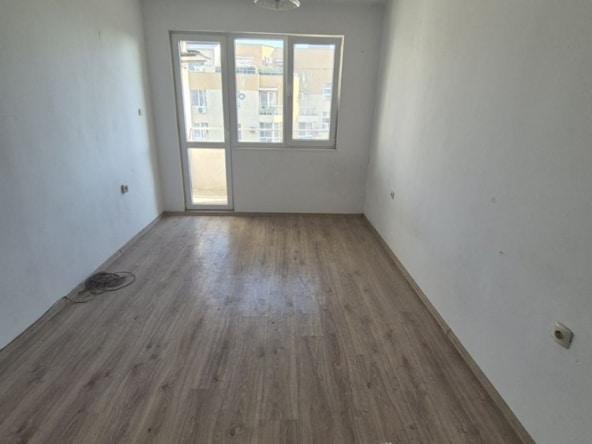 Лайънс груп недвижими имоти предлага двустаен апартамент до ключ в град Варна кв.Трошево - 0